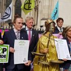 Extinction Rebellion lawyers descend on legal London