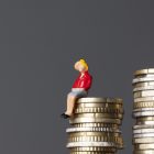 Clifford Chance reports ‘class pay gap’